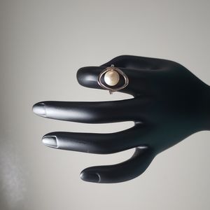 Beautiful Sterling Silver 925 Ring With Large Cream Freshwater pearl, adjustable